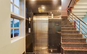 Hotel O Majestic Hotel Near Phoenix Palassio